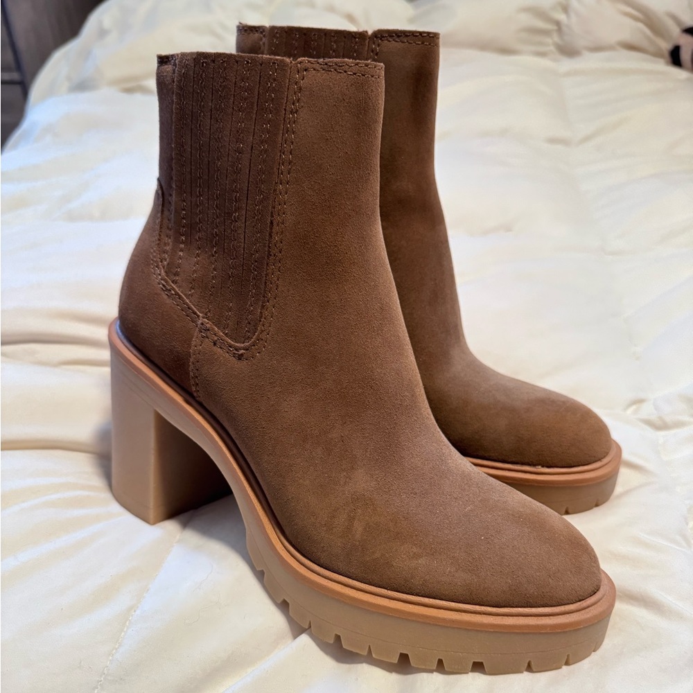 NWOT Dolce Vita Brown Suede Block Heel Boots
